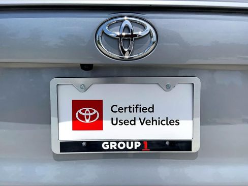 Used 2024 Toyota RAV4 XLE FWD image 10