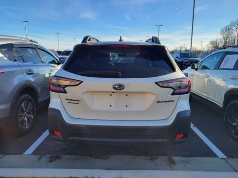 Certified 2024 Subaru Outback Onyx Edition image 5
