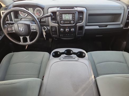 Used 2015 RAM 2500 Tradesman w/ Chrome Appearance Group AWD/4WD image 13
