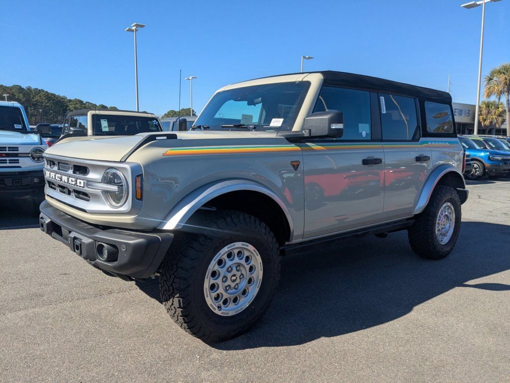 New 2025 Ford Bronco Badlands AWD/4WD image 8