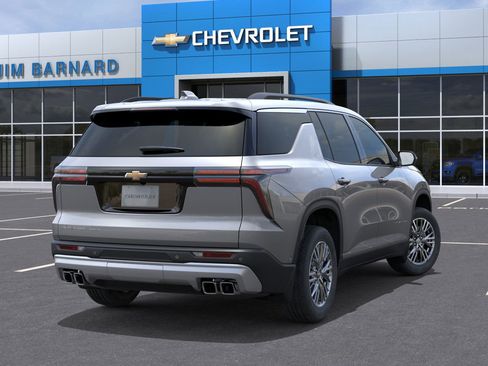 New 2026 Chevrolet Traverse LT image 4
