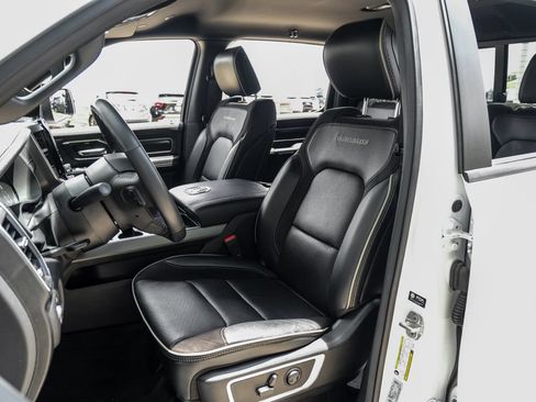 Used 2023 RAM 1500 Laramie AWD/4WD image 8
