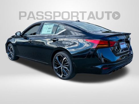 New 2025 Nissan Altima 2.5 SR w/ SR Premium Package image 8
