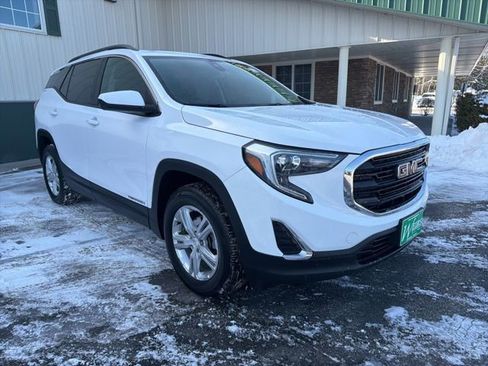 Certified 2020 GMC Terrain SLE w/ Driver Convenience Package image 7