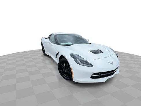 Used 2017 Chevrolet Corvette Stingray Coupe w/ 2LT Preferred Equipment Group RWD image 5