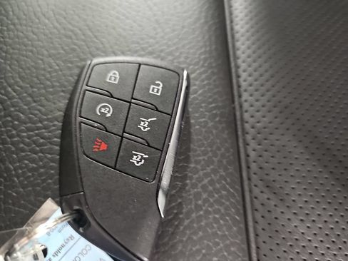 Used 2026 GMC Yukon Denali w/ Sun & Power Step Package AWD/4WD image 42