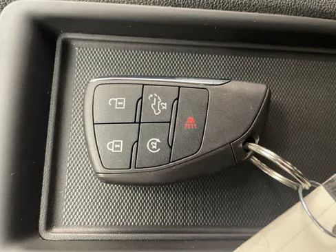 Certified 2022 Chevrolet Silverado 1500 LT Trail Boss w/ Convenience Package II AWD/4WD image 26