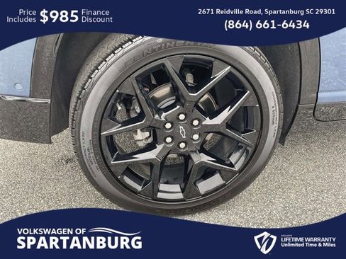 Used 2024 Chevrolet Traverse RS image 7