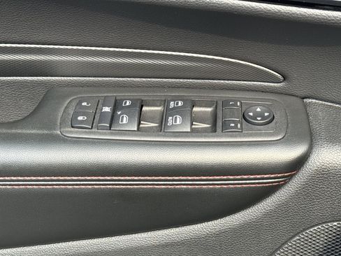 Used 2025 Dodge Durango GT RWD image 15