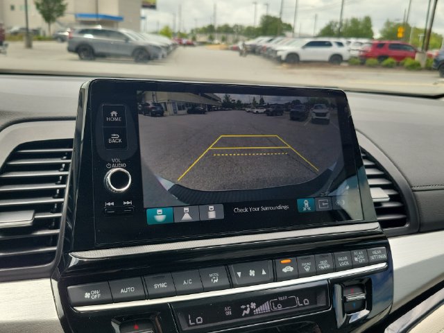 New 2026 Honda Odyssey Touring image 23