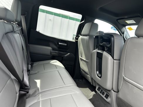 Used 2020 Chevrolet Silverado 1500 LTZ w/ Z71 Off-Road Package image 11