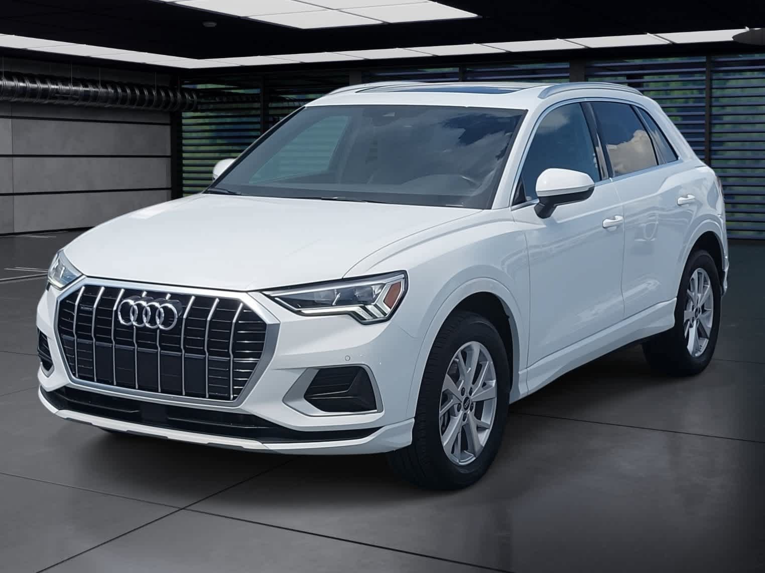 Certified 2024 Audi Q3 2.0T Premium w/ Convenience Package AWD/4WD image 1