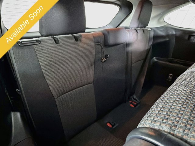 Used 2023 Toyota Highlander LE AWD/4WD image 26