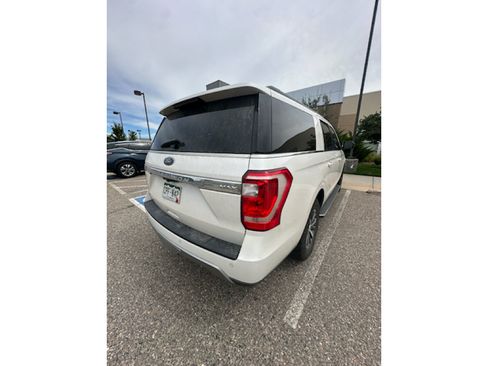 Used 2018 Ford Expedition Max XLT w/ Equipment Group 202A AWD/4WD image 3