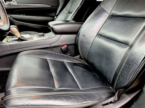 Used 2017 Jeep Grand Cherokee Limited image 11