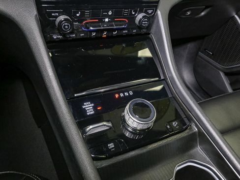 Used 2024 Jeep Grand Cherokee Limited 4xe AWD/4WD image 36