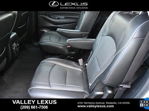 Used 2021 Buick Enclave Avenir w/ Avenir Technology Package image 10