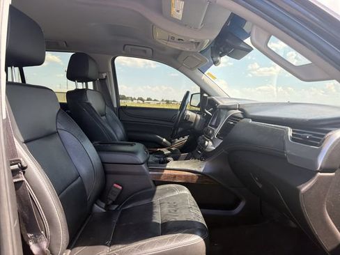 Used 2017 Chevrolet Tahoe LT w/ Luxury Package AWD/4WD image 14