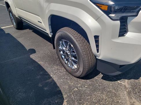 New 2026 Toyota Tacoma Limited AWD/4WD image 35