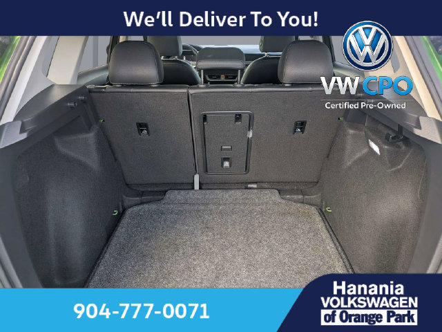 Certified 2025 Volkswagen Taos SE FWD image 12