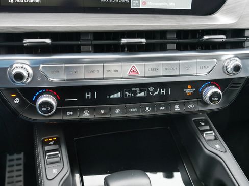 Certified 2023 Kia Telluride SX Prestige X-Pro image 23