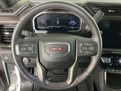 Used 2024 GMC Sierra 2500 AT4X image 20