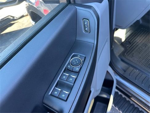 New 2026 Ford F250 XL w/ XL Chrome Package image 25
