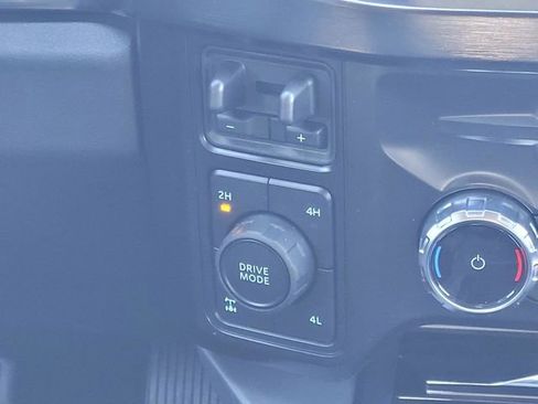 New 2026 Ford F250 Lariat w/ FX4 Off-Road Package image 17