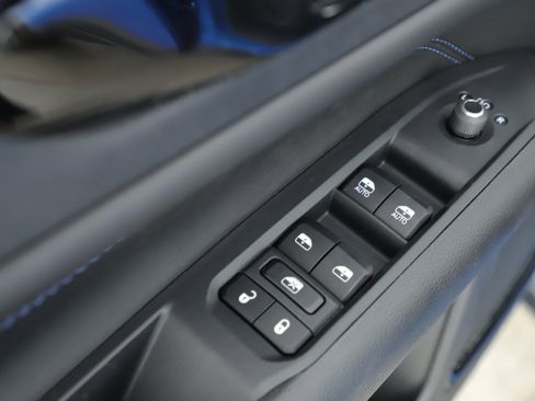 New 2026 Jeep Compass Latitude w/ Quick Order Package 29K image 9