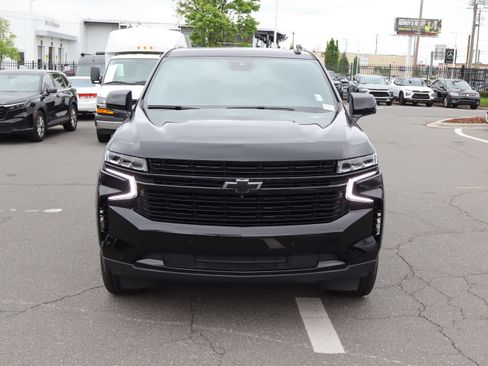 Used 2023 Chevrolet Tahoe RST w/ Luxury Package AWD/4WD image 3