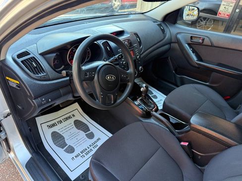 Used 2011 Kia Forte EX FWD image 13