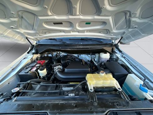 Used 2021 Nissan NV 2500 S image 11