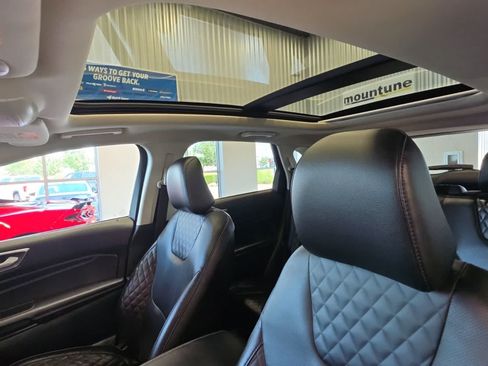 Used 2024 Ford Edge Titanium w/ Equipment Group 301A AWD/4WD image 16