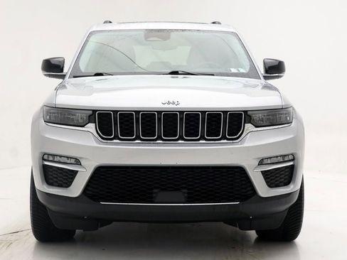 Used 2023 Jeep Grand Cherokee 4WD 4xe image 4