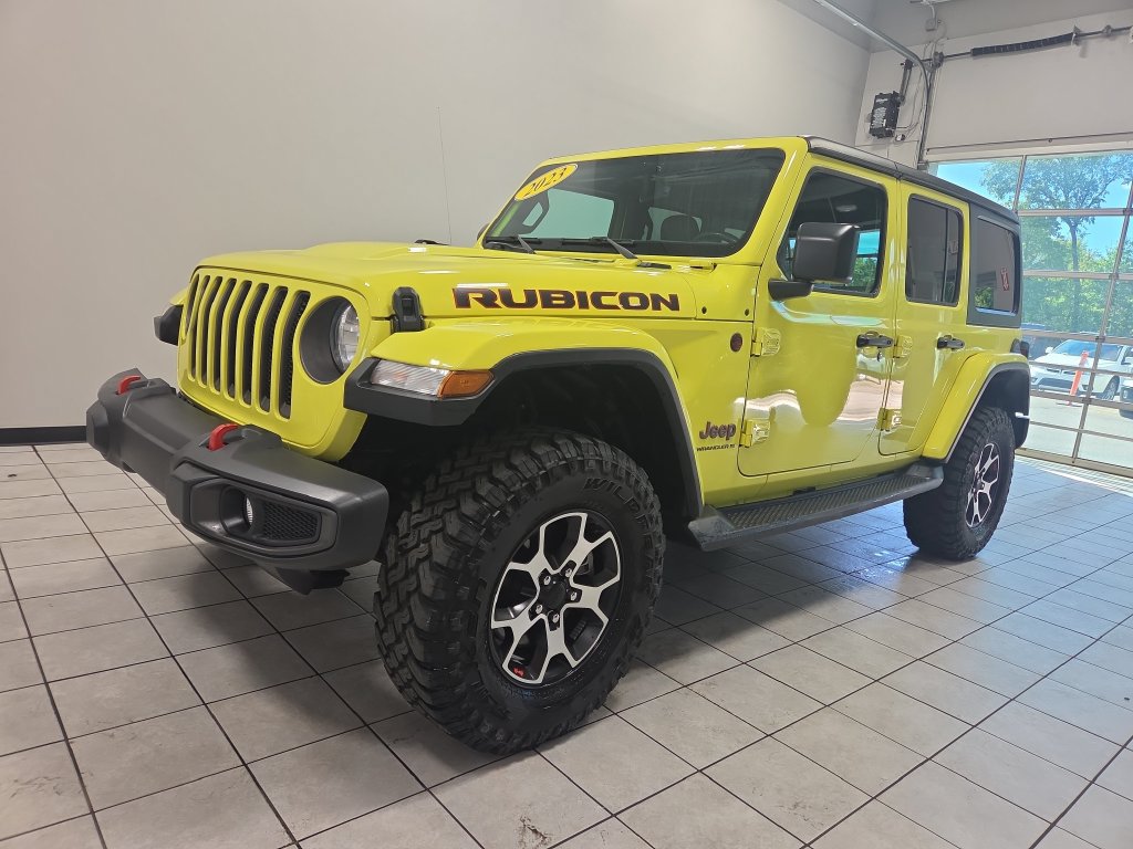 Used 2023 Jeep Wrangler Unlimited Rubicon w/ Cold Weather Group AWD/4WD image 3