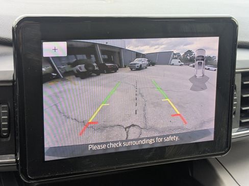 Used 2023 Ford Explorer XLT w/ Equipment Group 202A image 23