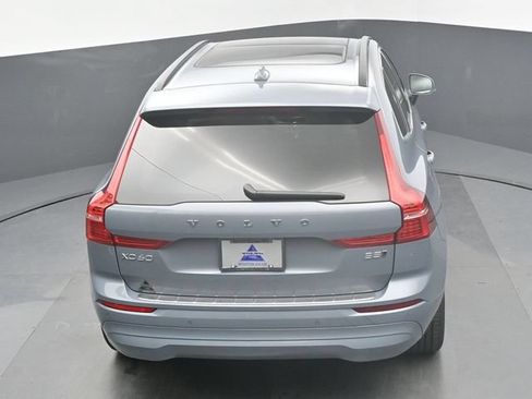 Used 2022 Volvo XC60 B5 Momentum w/ Advanced Package AWD/4WD image 47