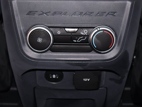 New 2026 Ford Explorer Active w/ Active Comfort Package AWD/4WD image 14