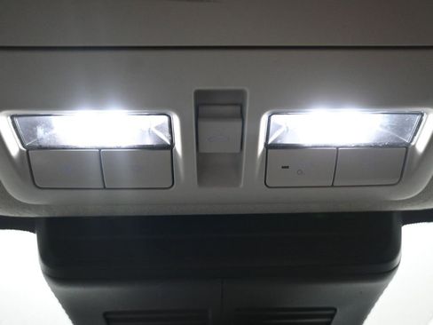 Used 2024 MAZDA CX-30 AWD 2.5 S w/ Preferred Package image 19