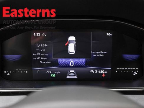 Used 2025 Volkswagen Jetta SE FWD image 17