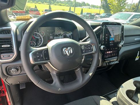 Used 2026 RAM 2500 Big Horn AWD/4WD image 25