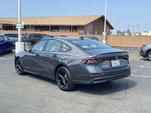 Used 2025 Honda Accord SE image 3