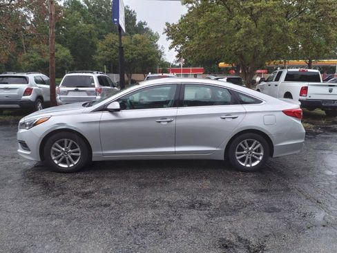 Used 2016 Hyundai Sonata SE FWD image 6