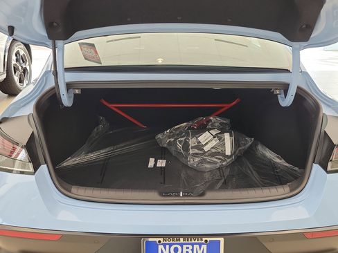 New 2026 Hyundai Elantra N FWD image 4