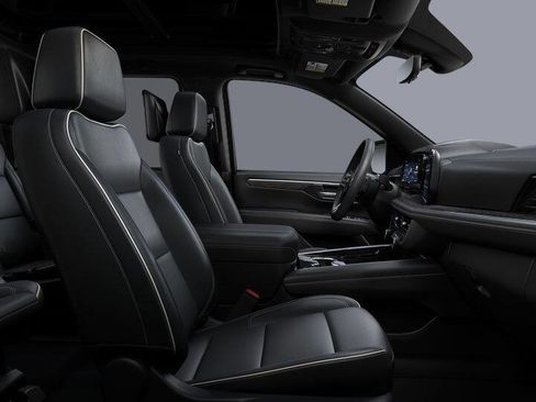 New 2025 Chevrolet Suburban Premier image 24