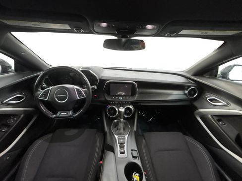 Used 2018 Chevrolet Camaro SS RWD image 17