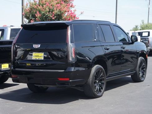 Used 2023 Cadillac Escalade Sport Platinum w/ LPO, ONYX Package AWD/4WD image 6
