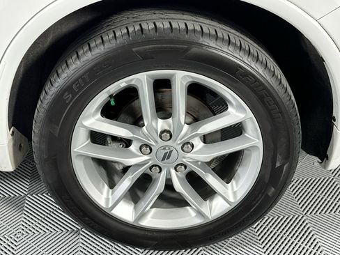 Used 2023 Dodge Durango GT RWD image 10