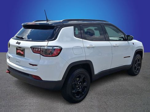 Used 2024 Jeep Compass Trailhawk w/ Trailhawk Convenience Group AWD/4WD image 4