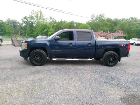 Used 2011 Chevrolet Silverado 1500 LT w/ All-Star Edition AWD/4WD image 9